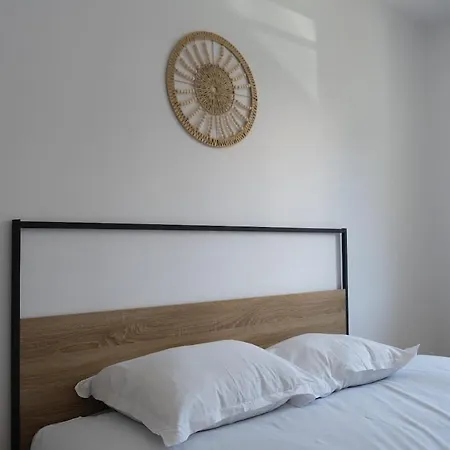Lumineux T3 - 2 chambres, balcon - proche de Rouen Appartement *