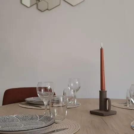Lumineux T3 - 2 chambres, balcon - proche de Rouen Appartement
